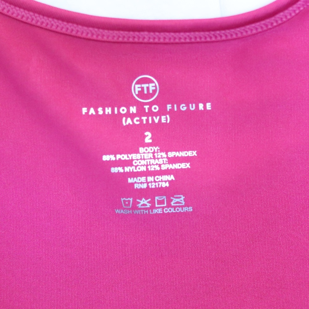 NWT Women’s 2X Pink Active Top - Picture 4 of 4